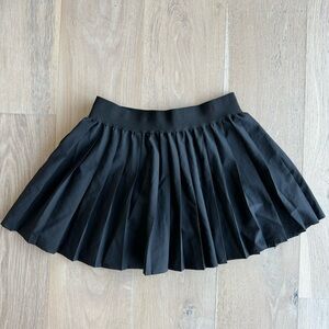 Rue21 Pleated Tennis Skirt with attached shorts || Size M, Black